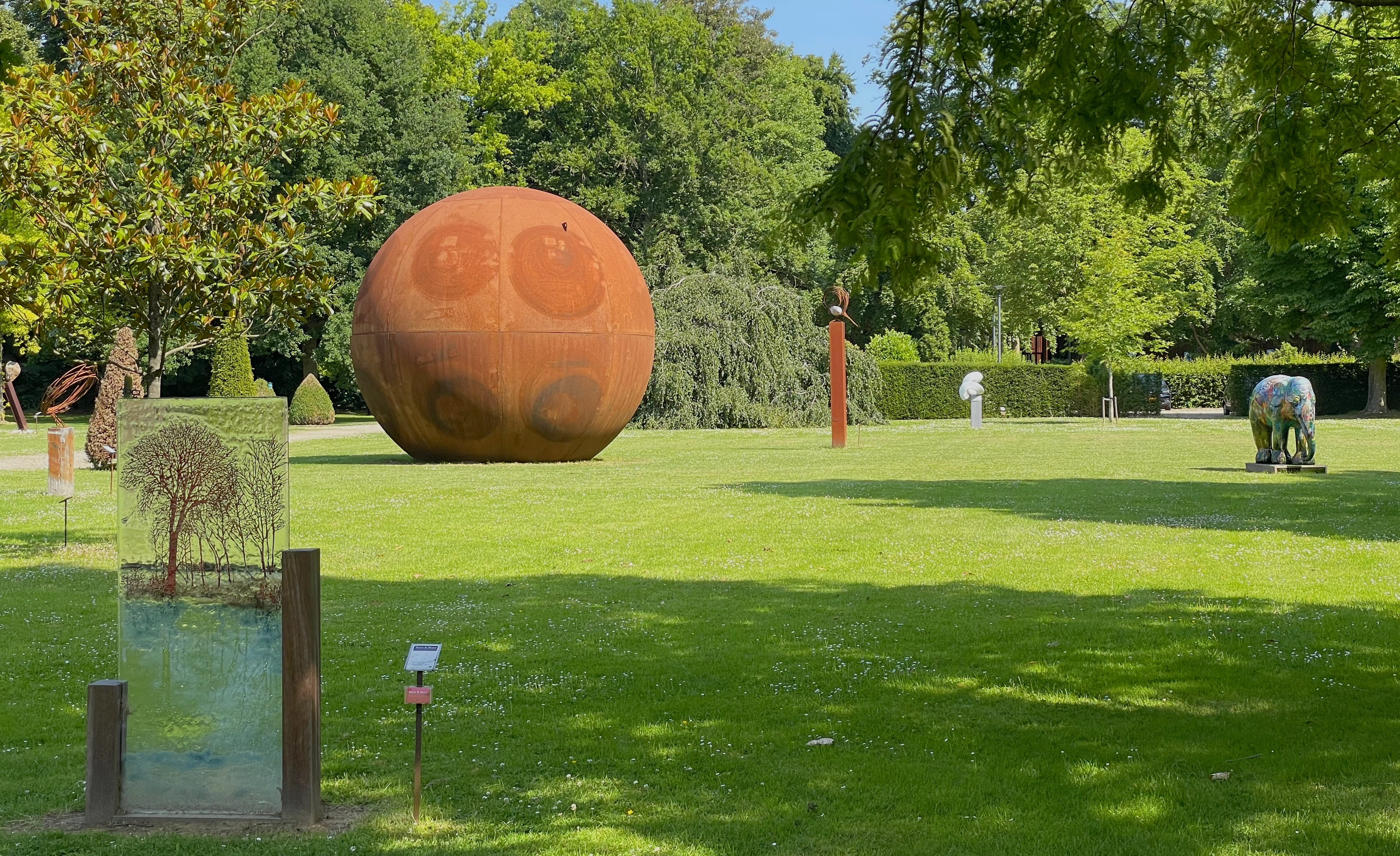 Outside 2025 3